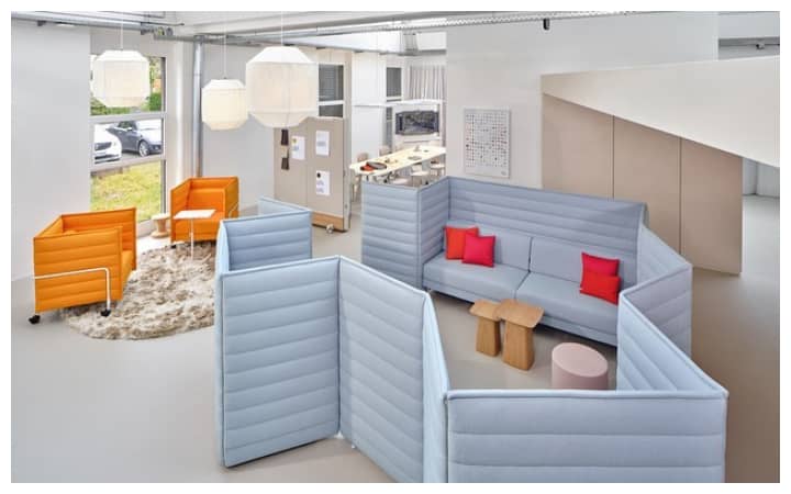 The Vitra Club Office